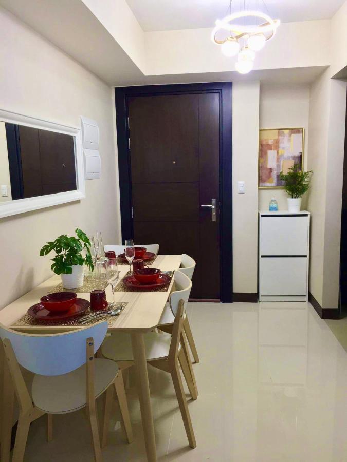 Daniella'S Modern & Cozy Suite In Uptown Bgc Manila Exteriör bild