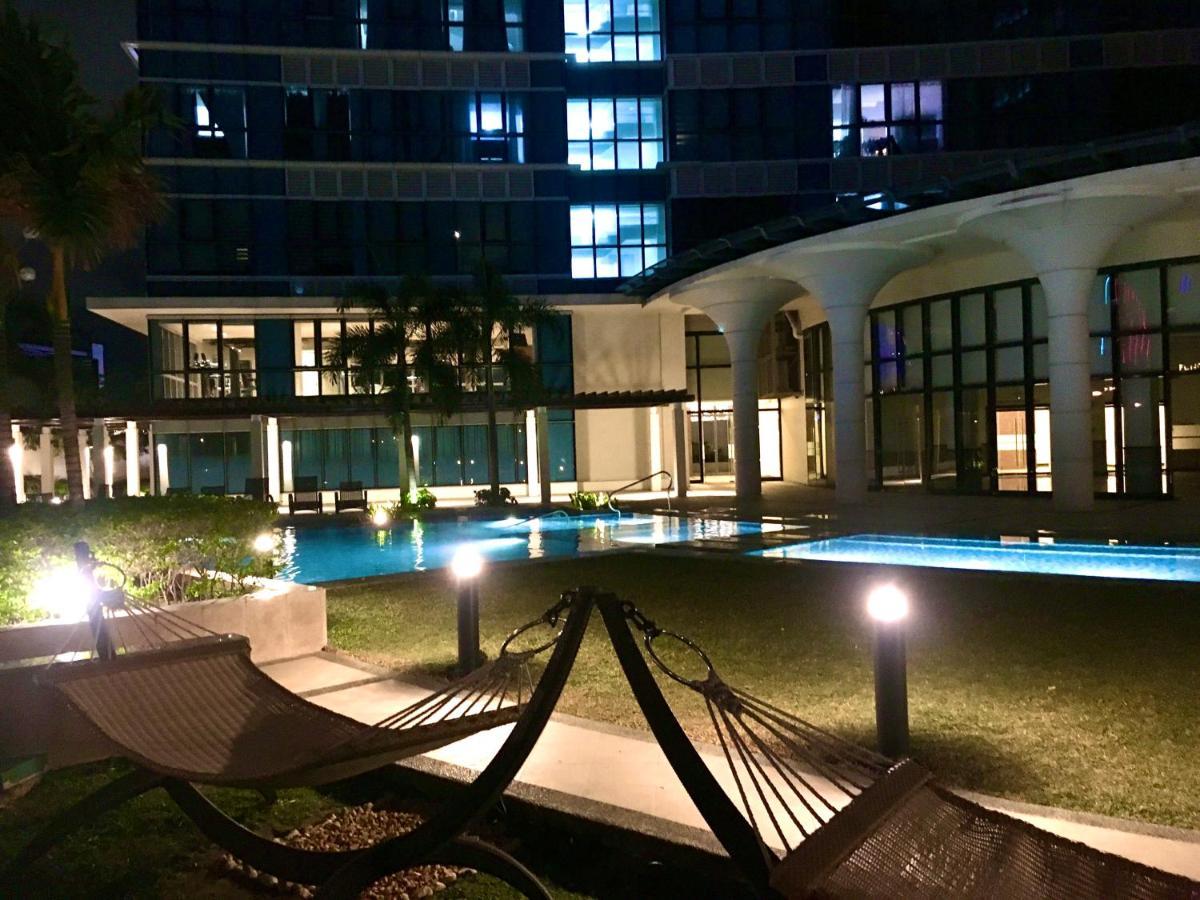 Daniella'S Modern & Cozy Suite In Uptown Bgc Manila Exteriör bild