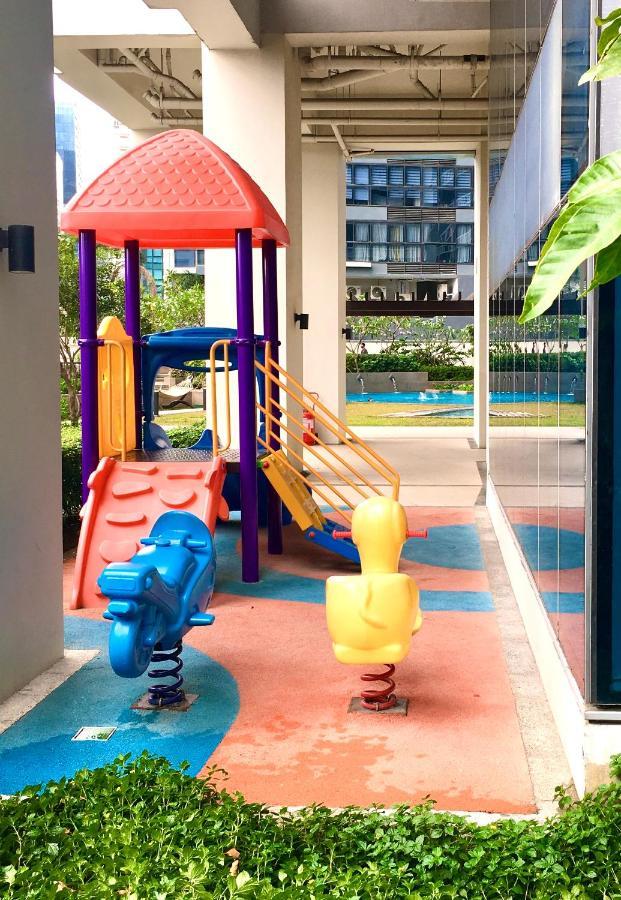 Daniella'S Modern & Cozy Suite In Uptown Bgc Manila Exteriör bild