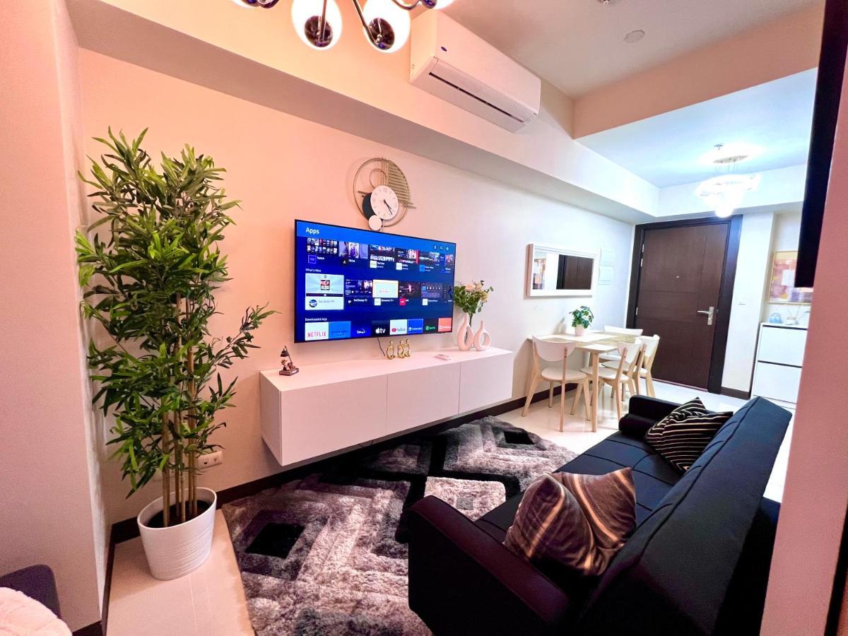 Daniella'S Modern & Cozy Suite In Uptown Bgc Manila Exteriör bild